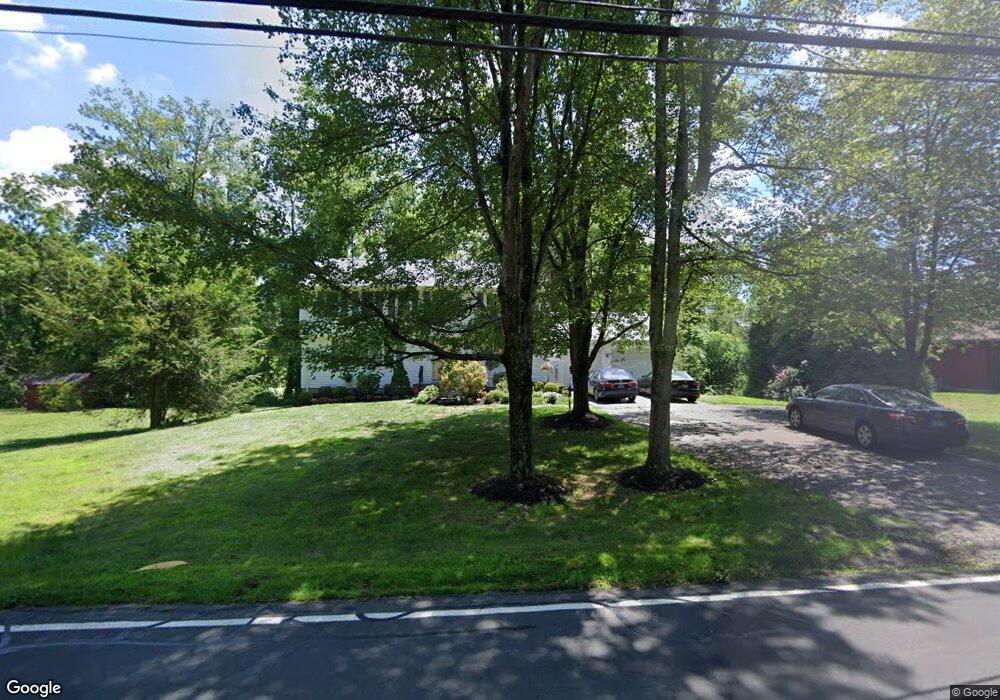 27 Burr Rd, Bloomfield, CT 06002 - photo 1