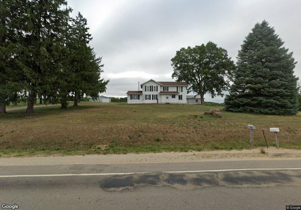 5332 N State Road 104, Evansville, WI 53536 - photo 1