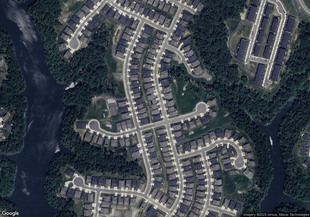 136 Milkweed Dr, Lake Frederick, VA 22630 - photo 1