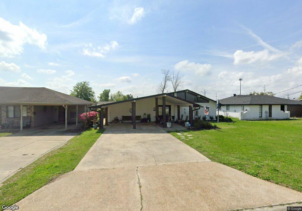 1118 N Elton Ct, Lake Charles, LA 70607 - photo 1