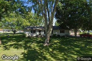 223 W 5th St, Gilman, IL 60938