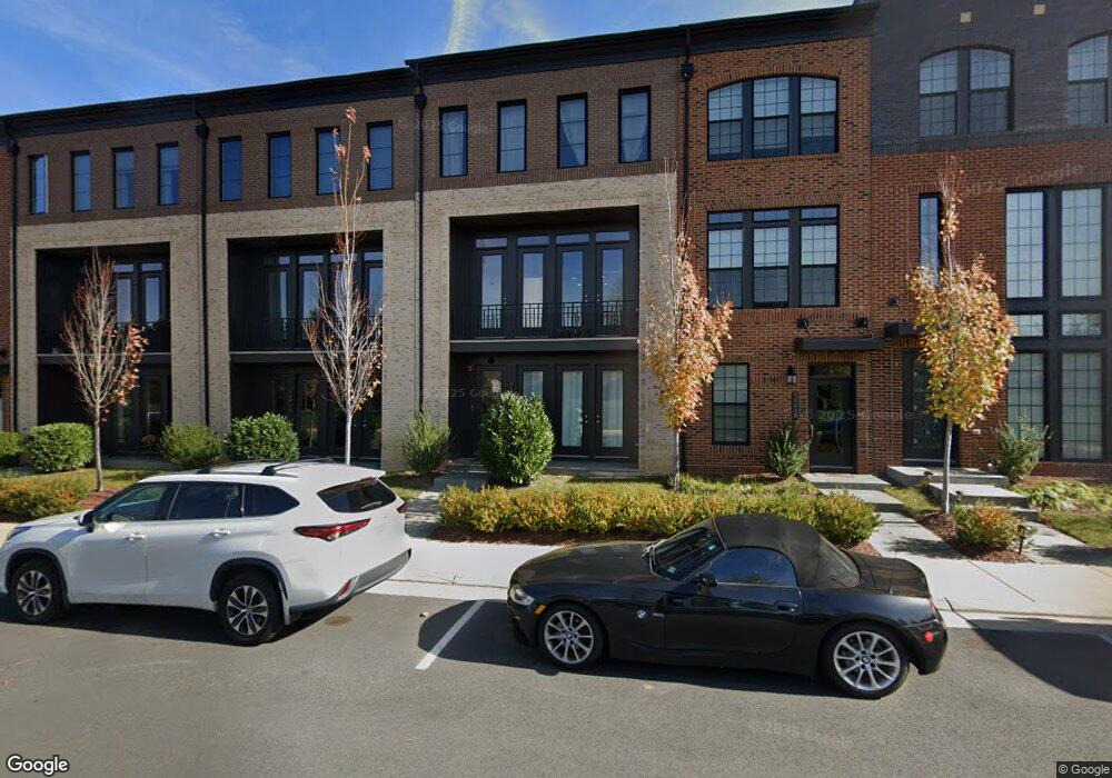 23018 Brooksbank Square, Brambleton, VA 20148 - photo 1