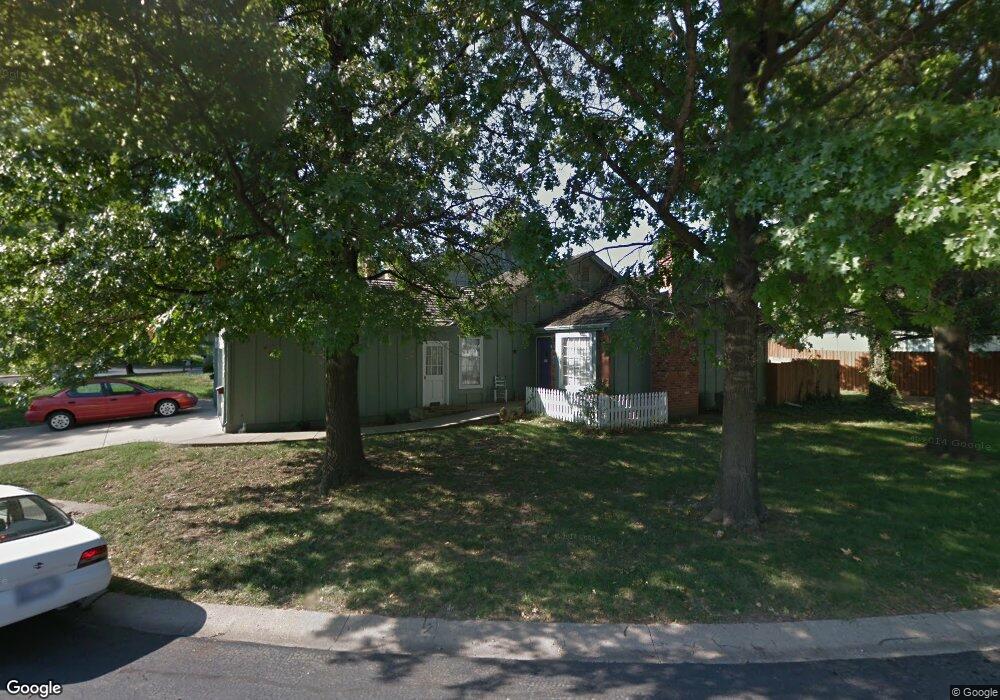 7233 Mastin St, Shawnee, KS 66203 - photo 1