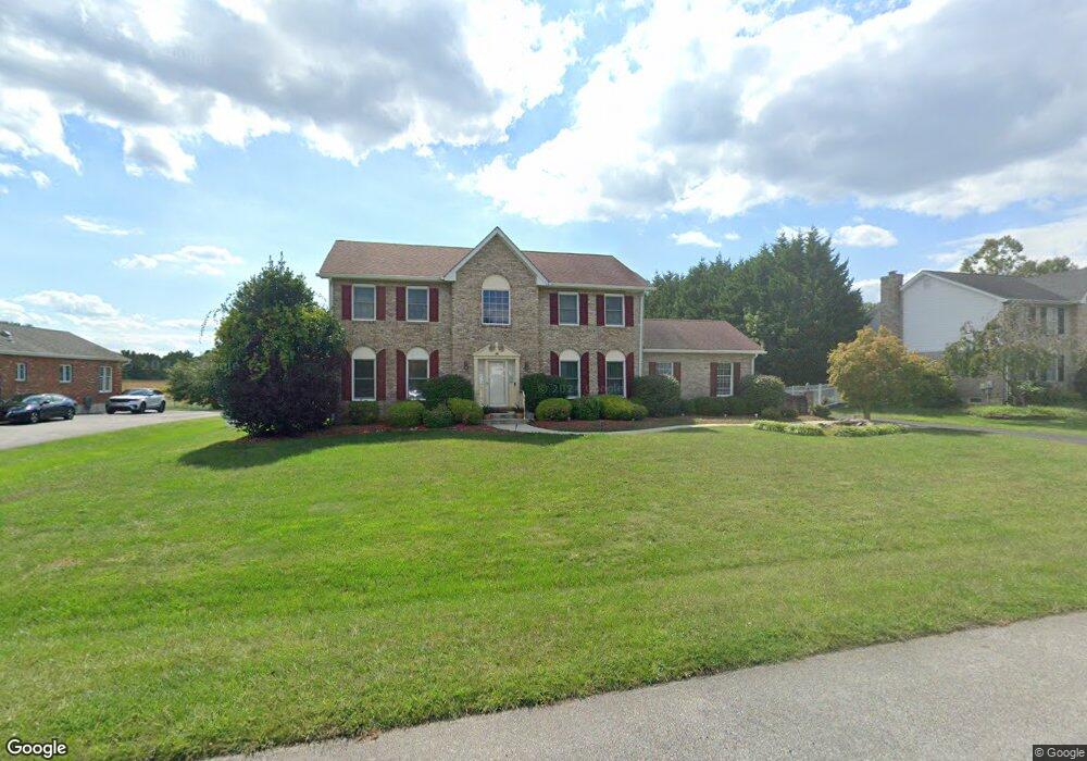 226 Rice Dr, Bear, DE 19701 - photo 1