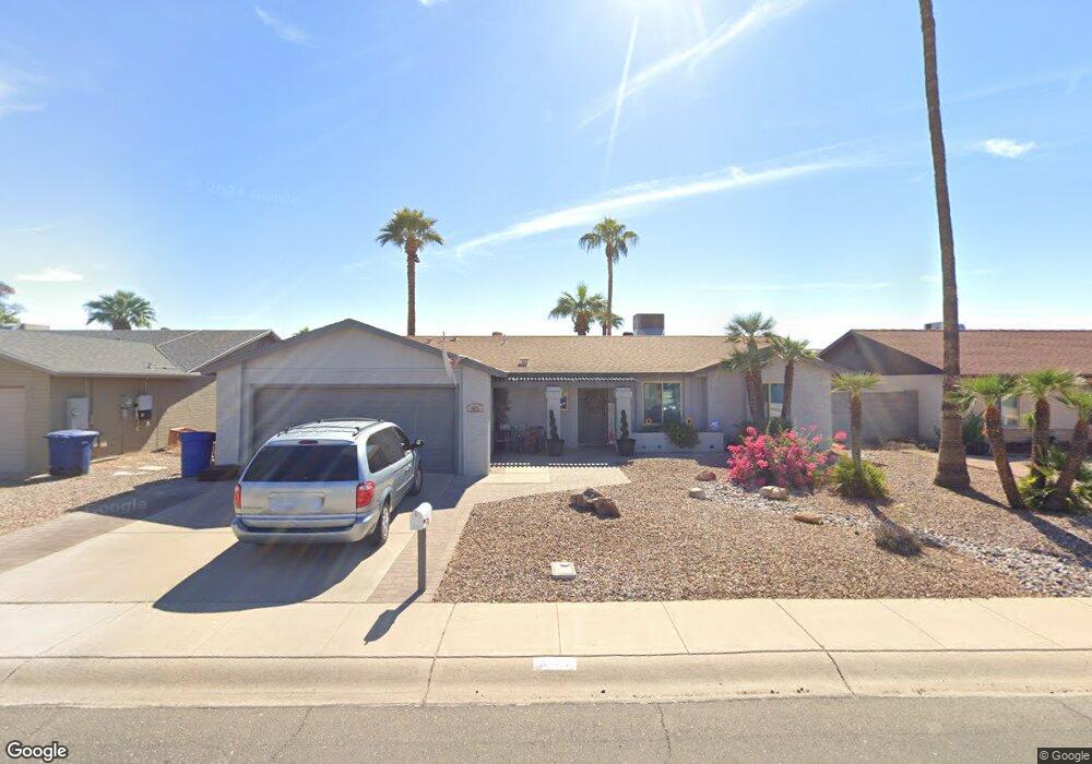 911 W Loughlin Dr unit 2, Chandler, AZ 85225 - photo 1