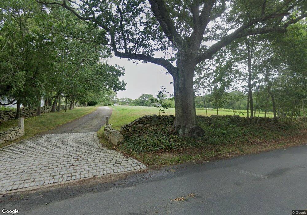 733 Horseneck Rd, South Dartmouth, MA 02748 - photo 1