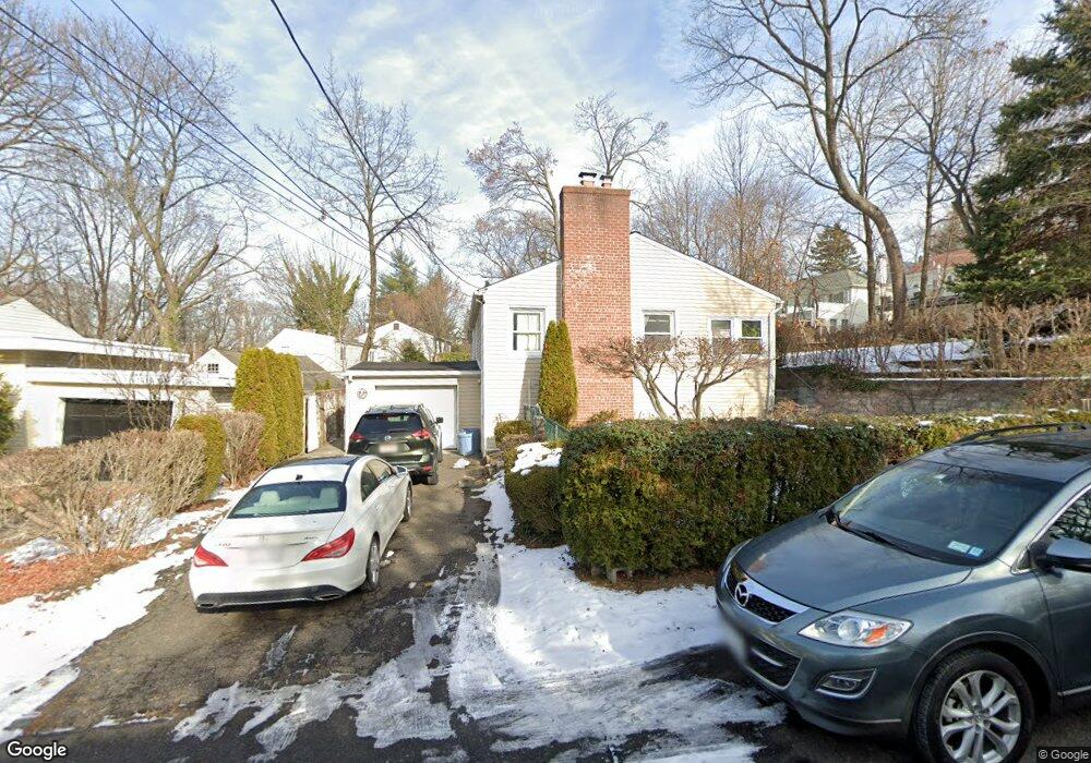 11 Parkview Place, Tuckahoe, NY 10707 - photo 1