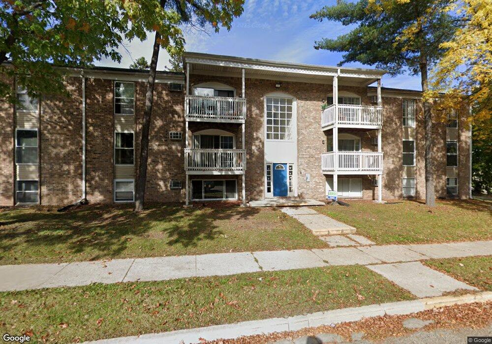 914 W Cavanaugh Rd, Lansing, MI 48910 - photo 1