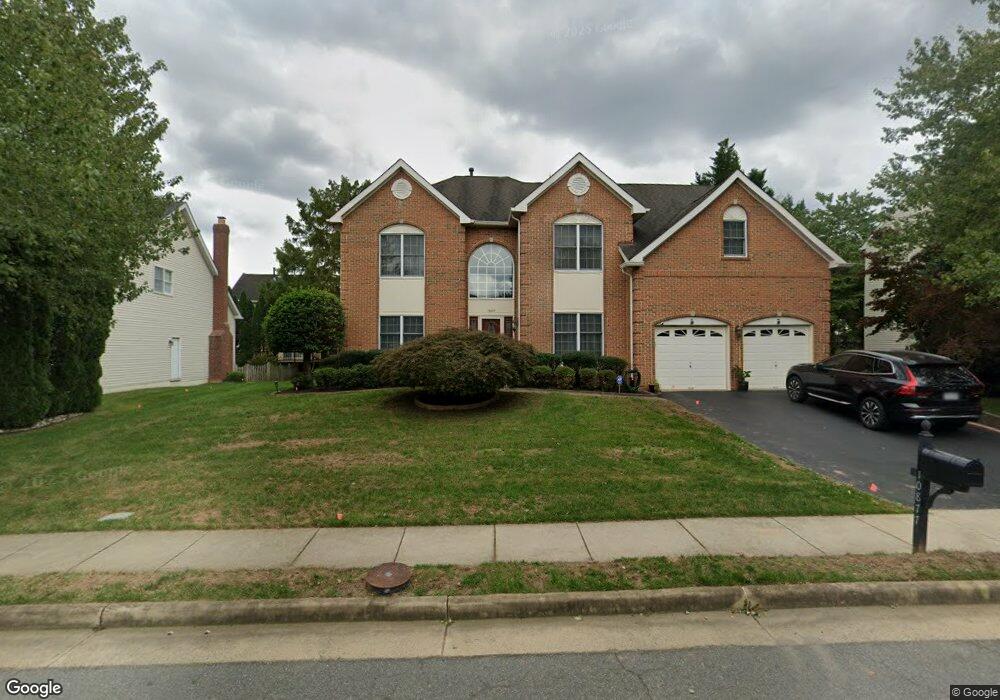 10877 Hunter Gate Way, Reston, VA 20194 - photo 1