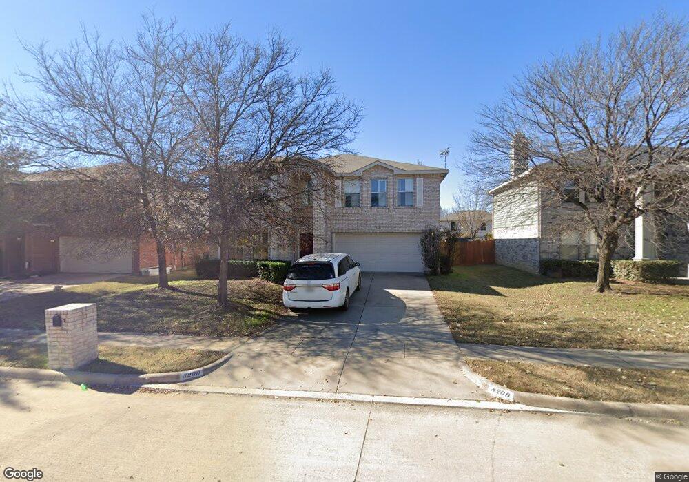 8200 Canoe Ridge Ln, Denton, TX 76210 - photo 1