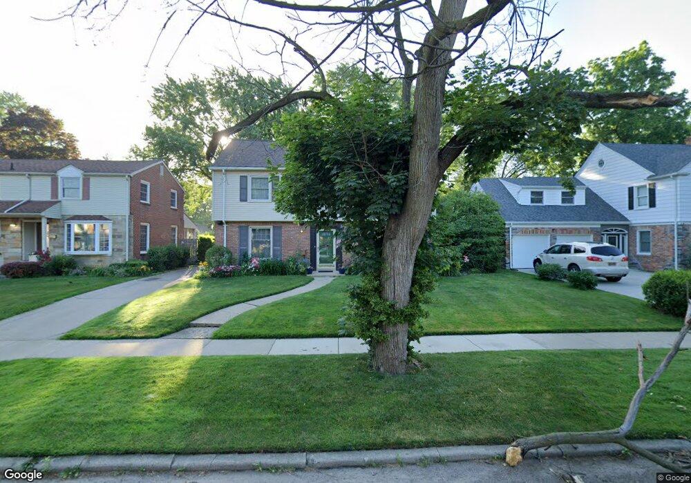 1015 Maxine St, Flint, MI 48503 - photo 1