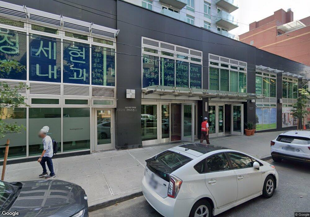 142-38 37th Ave unit 13C, Flushing, NY 11354 - photo 1