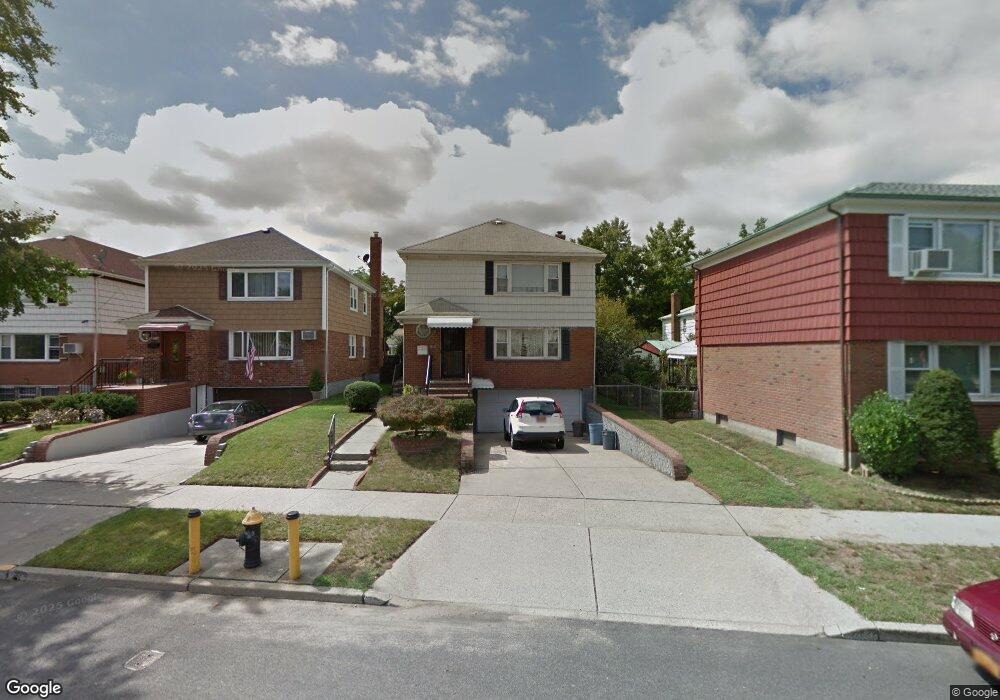 8312 Langdale St, New Hyde Park, NY 11040 - photo 1