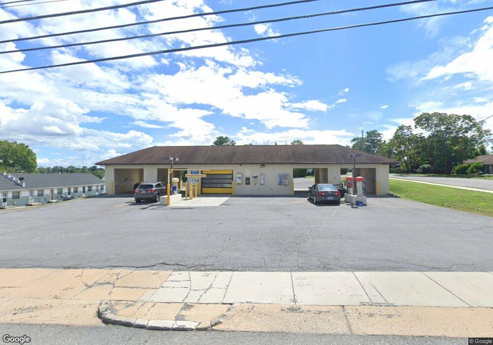 1037 W Washington St, Hagerstown, MD 21740 - photo 1