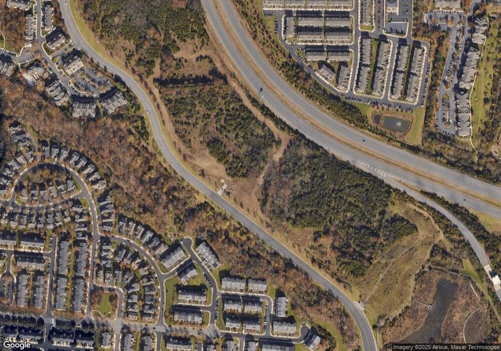 43604 Farringdon Square, Broadlands, VA 20148 - photo 1