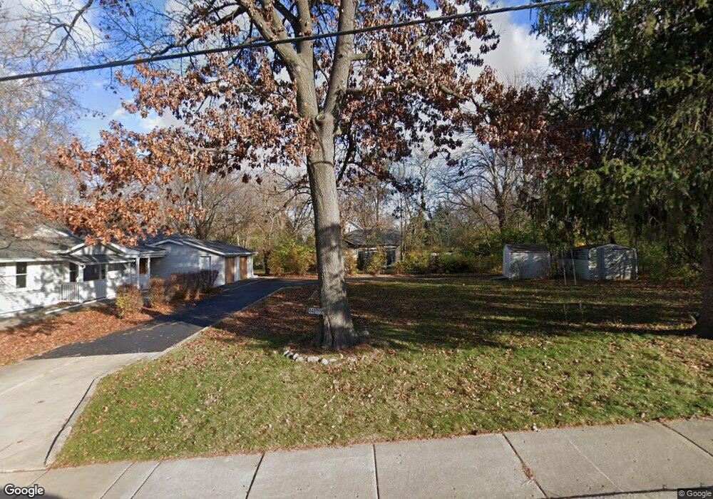 432 South Dr, Algonquin, IL 60102 - photo 1