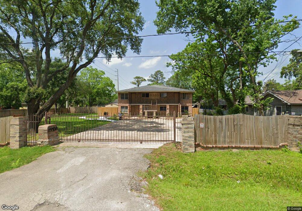 9205 Allwood St unit A, Houston, TX 77016 - photo 1