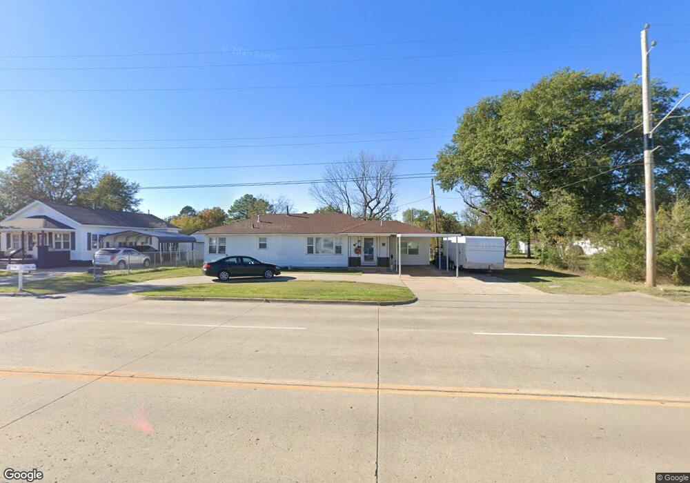 1107 S Strong Blvd, McAlester, OK 74501 - photo 1