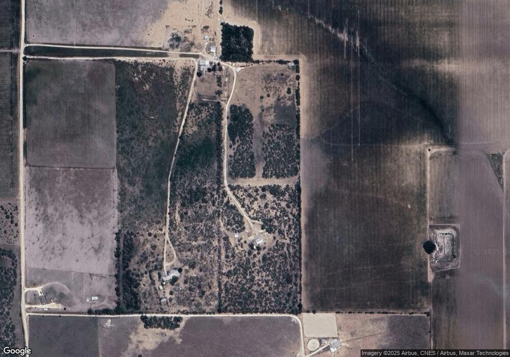 860 County Road 343, Hondo, TX 78861 - photo 1