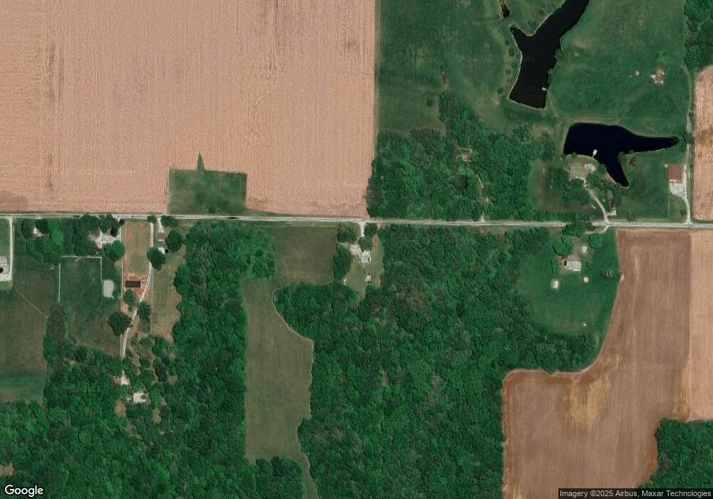 1547 N Mount Zion Rd, Jacksonville, IL 62650 - photo 1