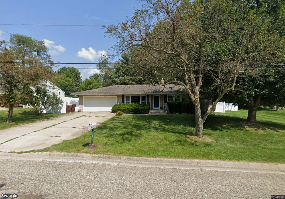 502 Sibley Ln, Marshall, MI 49068 - photo 1