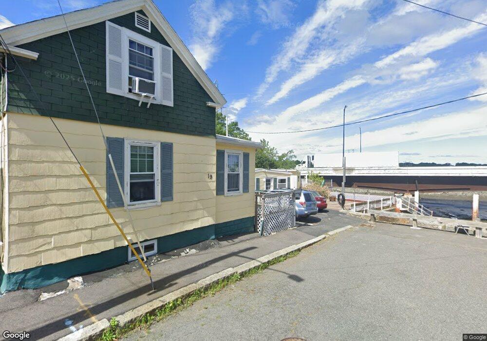 19A Hubon St, Salem, MA 01970 - photo 1