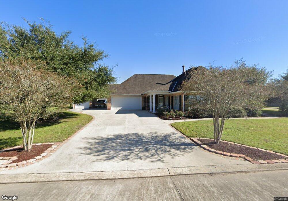 106 Regal Row, Houma, LA 70360 - photo 1