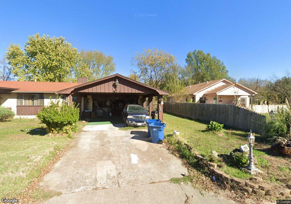 711 E Cherokee Ave, McAlester, OK 74501 - photo 1