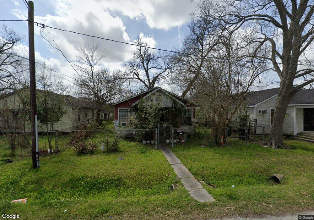 4708 Evella St, Houston, TX 77026 - photo 1