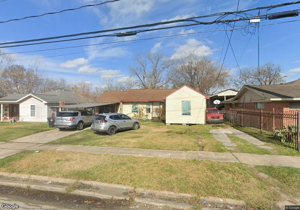 7015 Fairway Dr, Houston, TX 77087 - photo 1