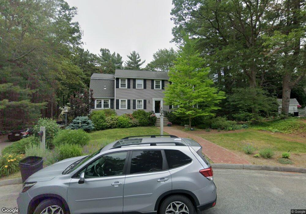 11 Mohawk Cir, East Walpole, MA 02032 - photo 1