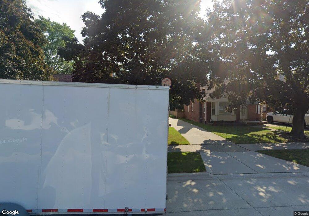 7161 Balfour Ave, Allen Park, MI 48101 - photo 1