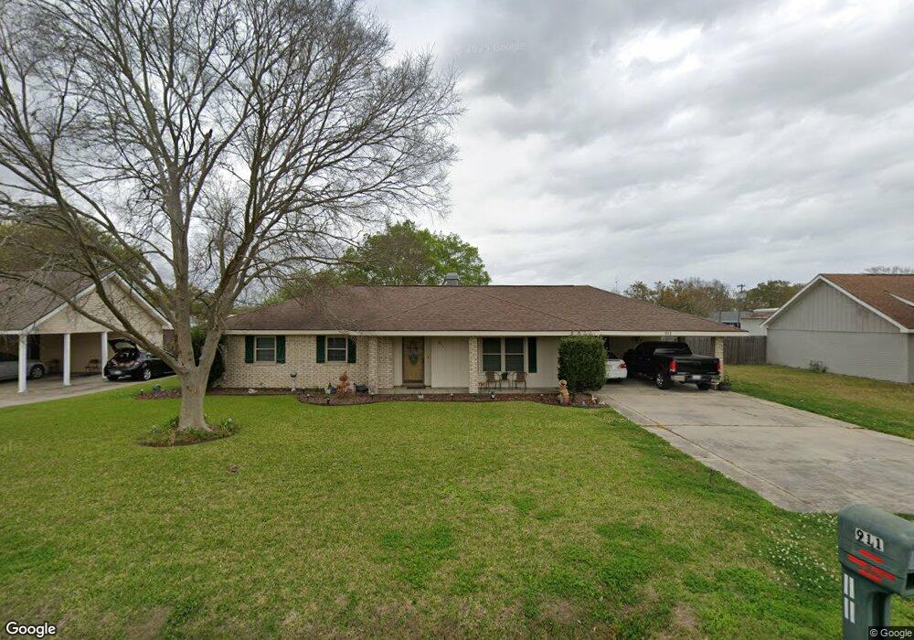 911 Daspit Rd, New Iberia, LA 70563 - photo 1