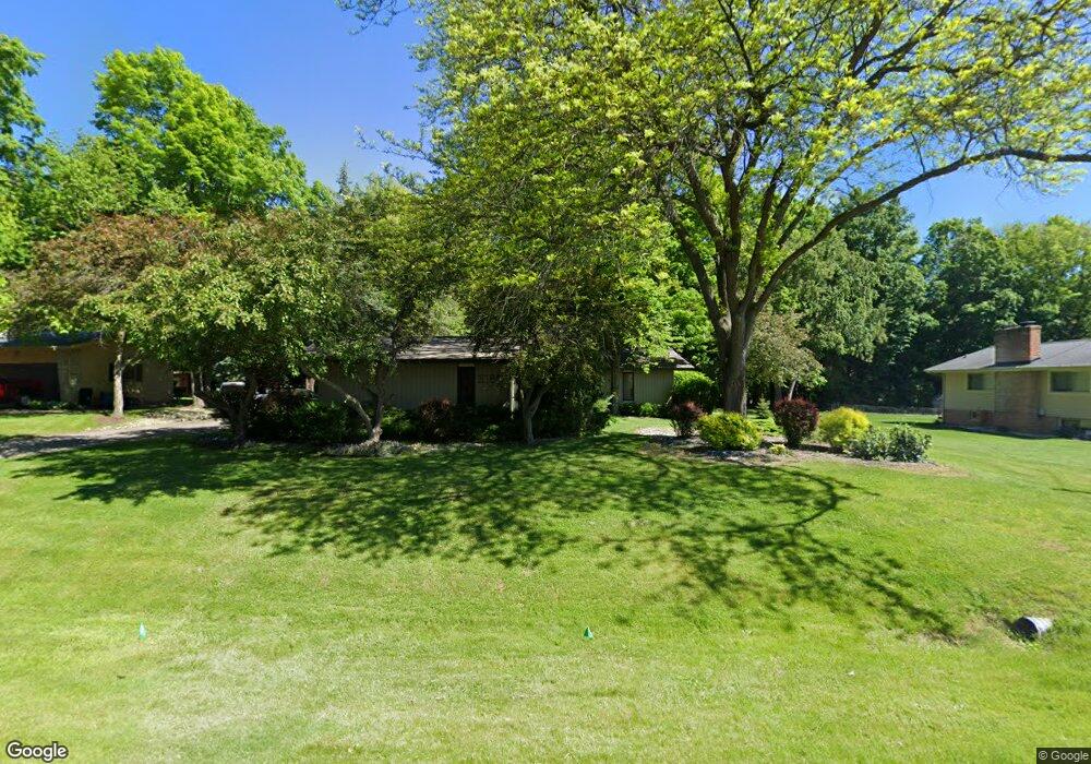 6189 Mapleridge Dr, Flint, MI 48532 - photo 1