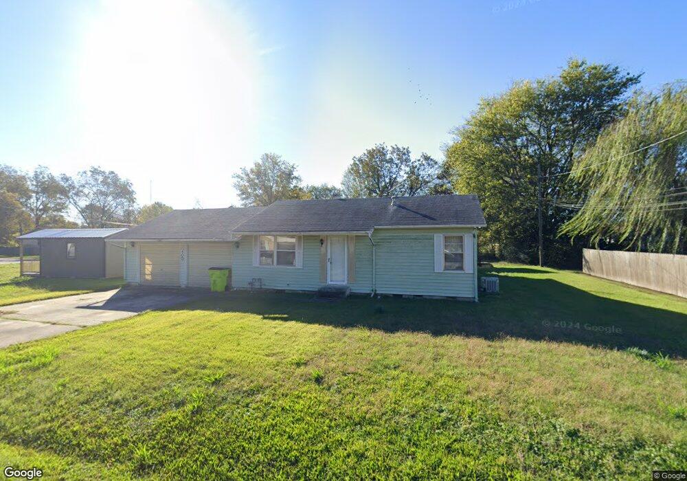 405 W 17th St, Stuttgart, AR 72160 - photo 1