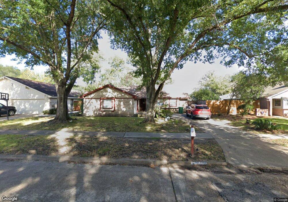 3410 Saratoga Dr, Houston, TX 77088 - photo 1