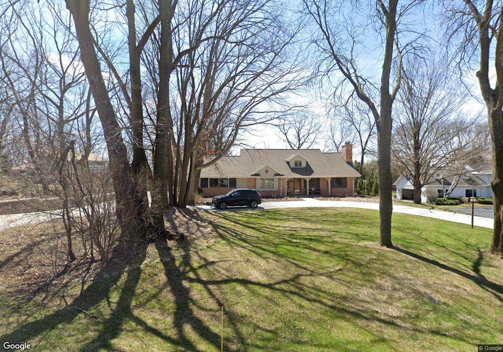 12605 Green Meadow Place, Elm Grove, WI 53122 - photo 1
