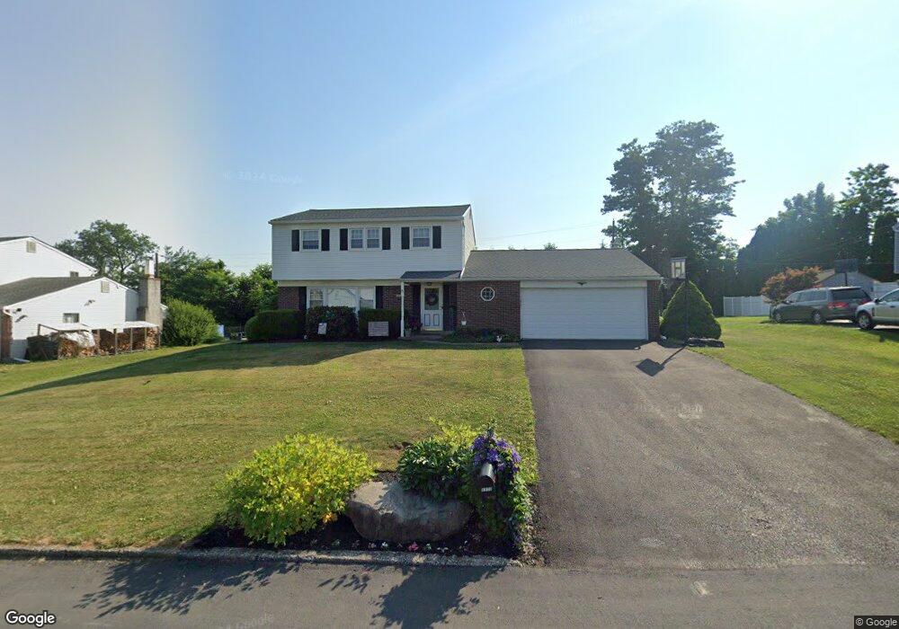 4810 Pine Grove Cir, Allentown, PA 18106 - photo 1