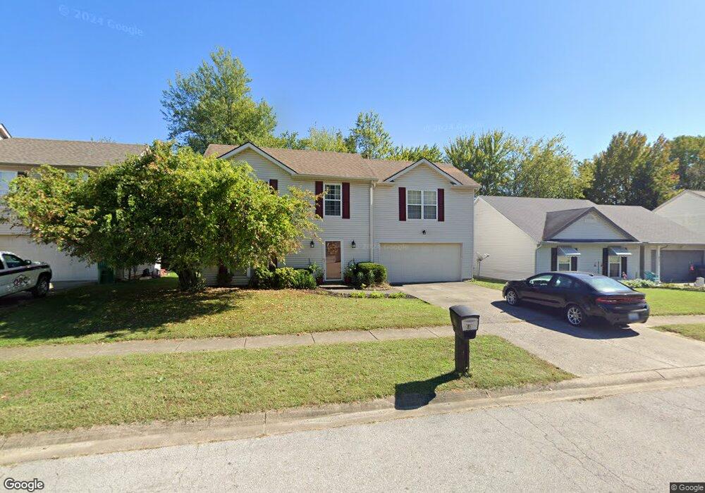 8017 Apple Valley Dr, Louisville, KY 40228 - photo 1