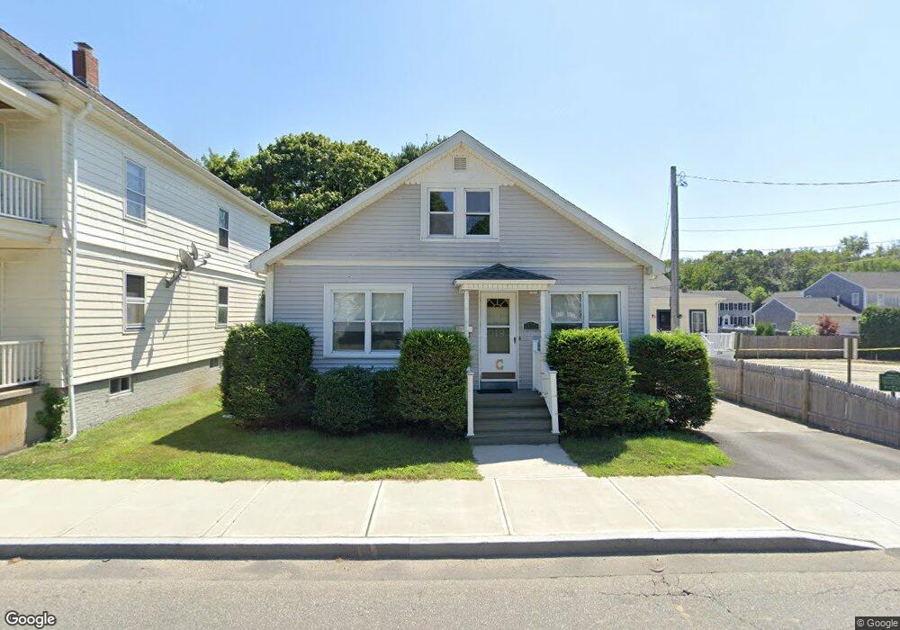 132 Maple Ave, Barrington, RI 02806 - photo 1