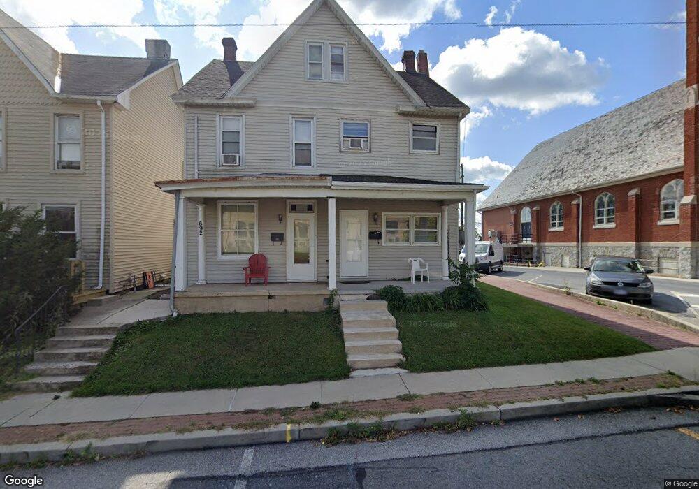 694 Market St, Lemoyne, PA 17043 - photo 1