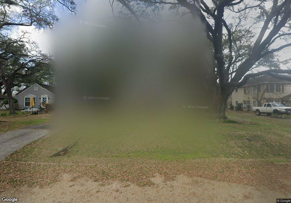 818 W 30th St, Houston, TX 77018 - photo 1