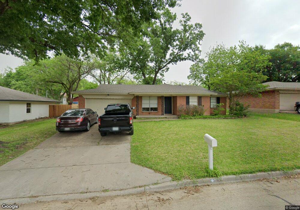 1408 Nichols St, Ennis, TX 75119 - photo 1
