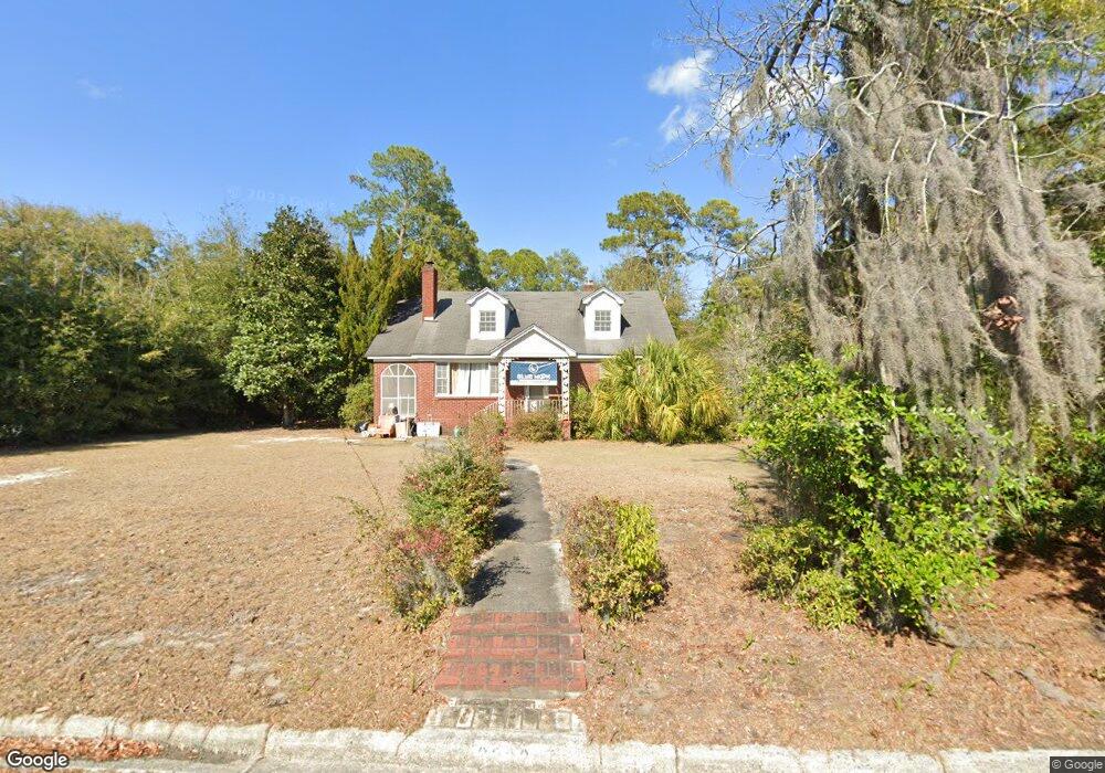 2302 E 37th St, Savannah, GA 31404 - photo 1