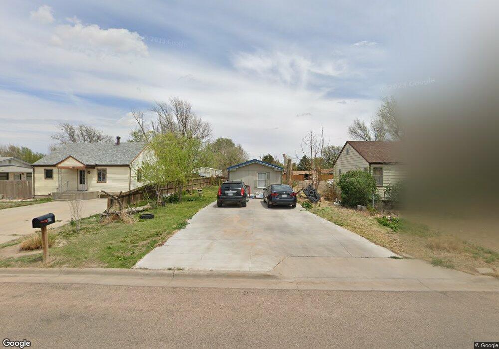 908 S Polk St, Hugoton, KS 67951 - photo 1