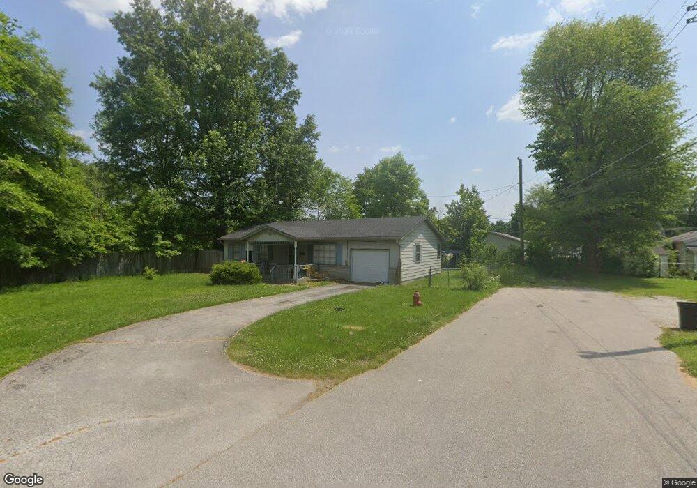 185 S 3rd St, Austin, IN 47102 - photo 1