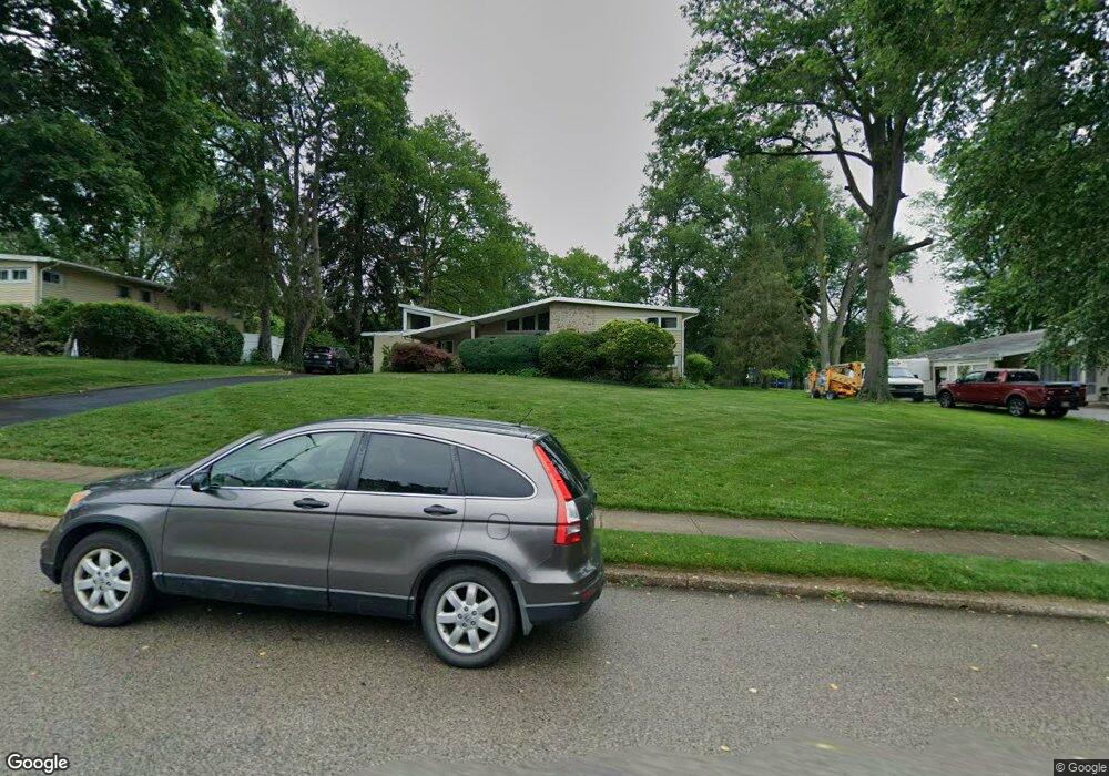 8203 Cobden Rd, Glenside, PA 19038 - photo 1