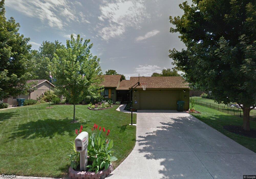 4704 N Saint James Dr, Muncie, IN 47304 - photo 1