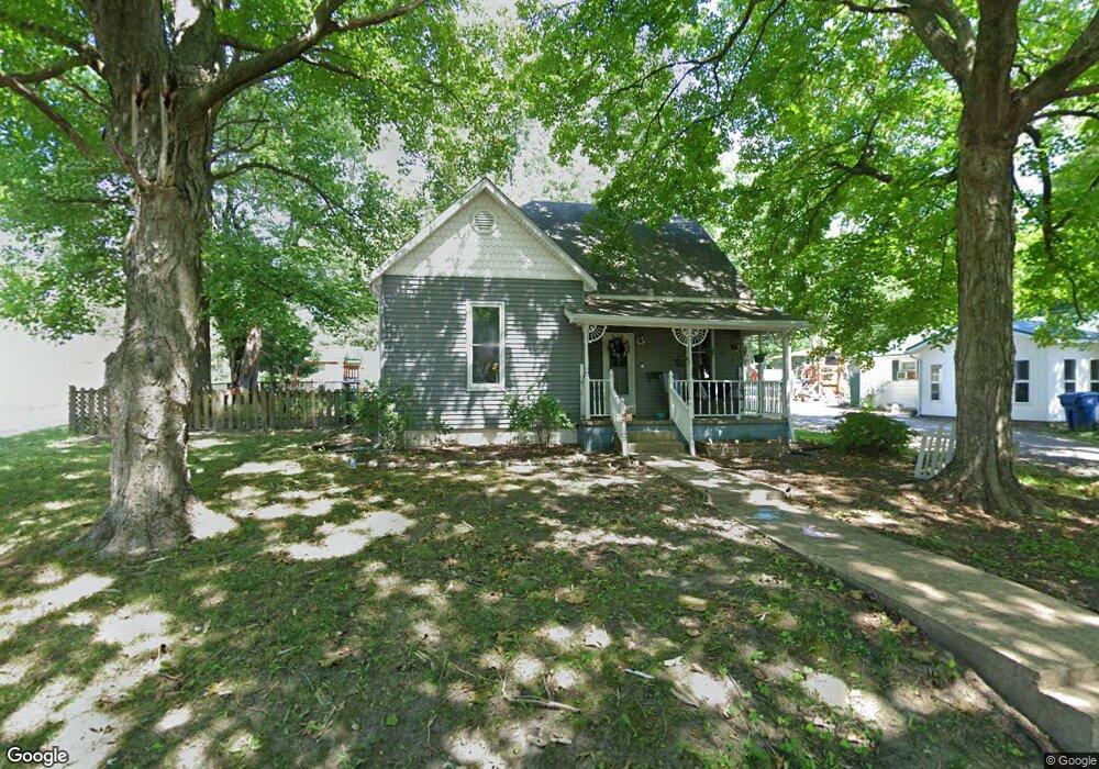 620 9th St, Covington, IN 47932 - photo 1