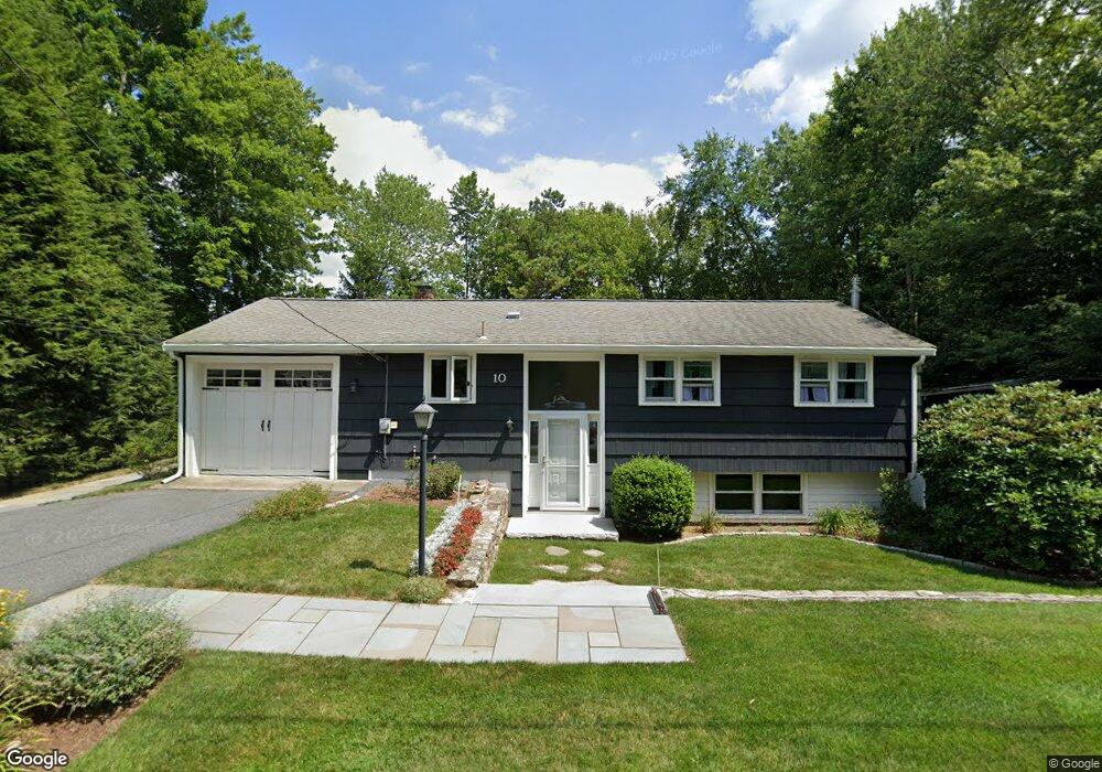 10 Atwood Rd, Southborough, MA 01772 - photo 1